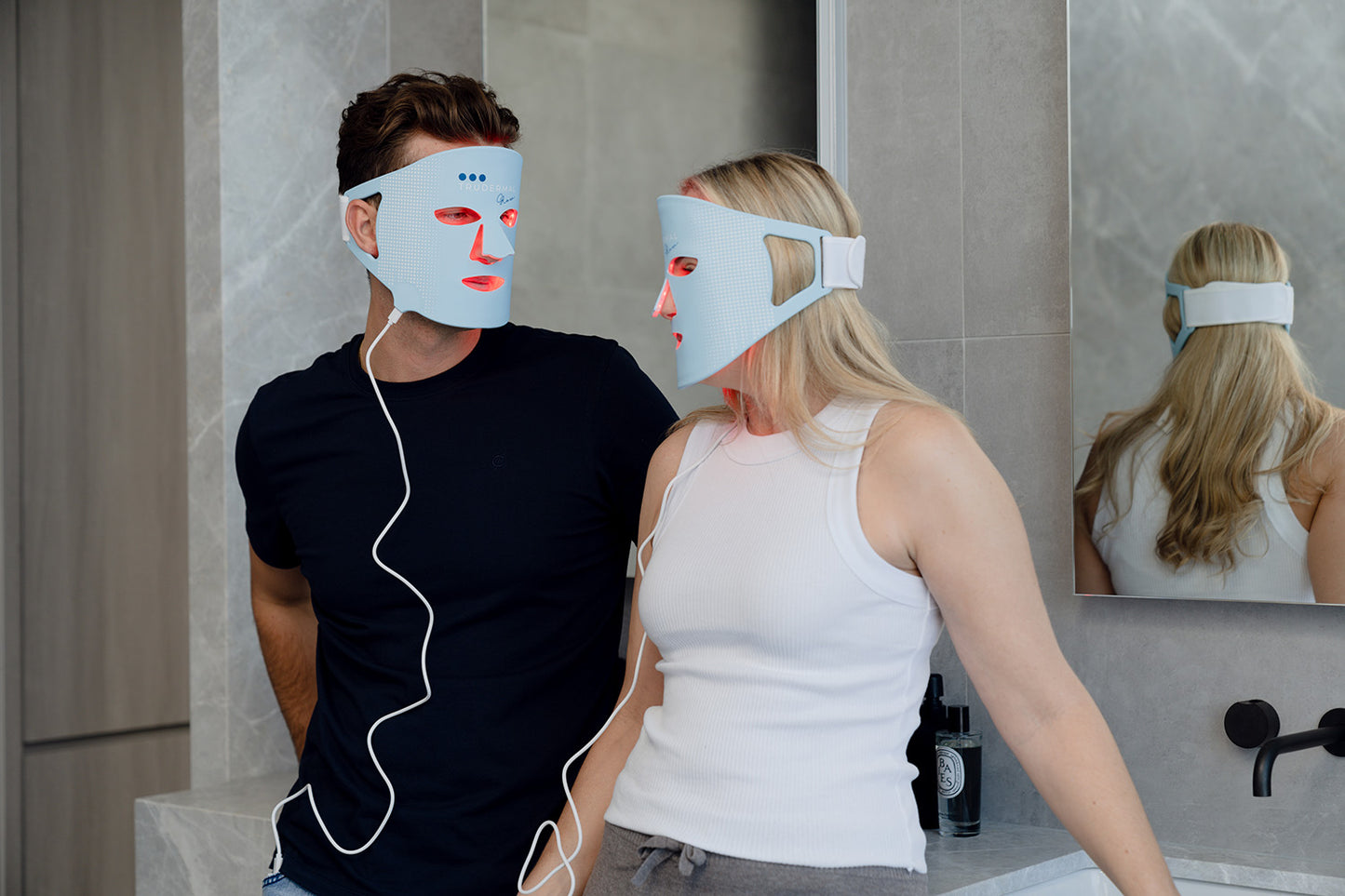 TRUDERMAL Glow Take Home LED Mask