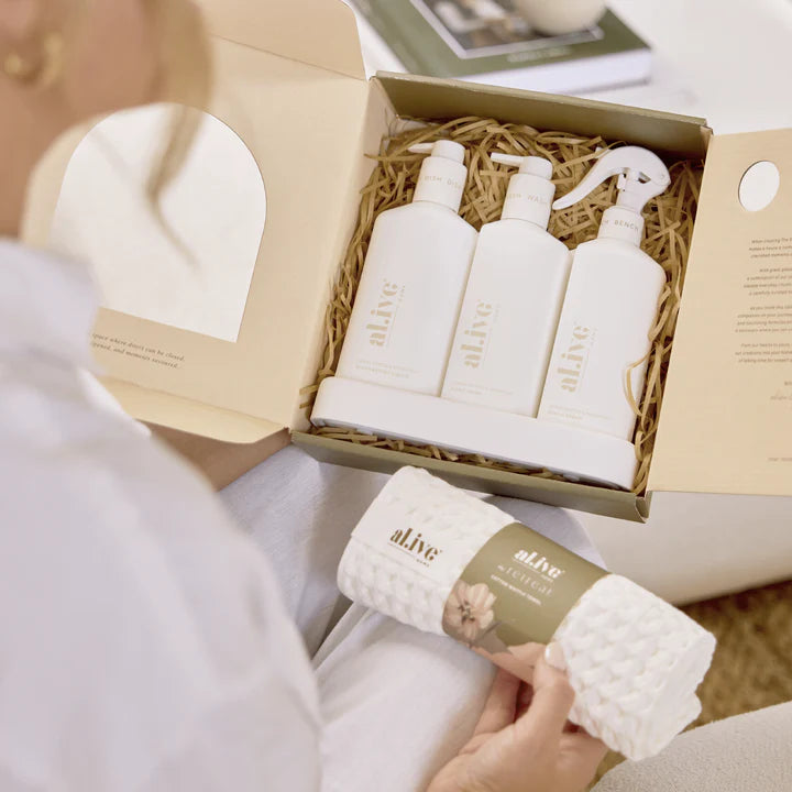 Al.ive Body - The Retreat kitchen trio & towel gift set - lemon myrtle & honeydew